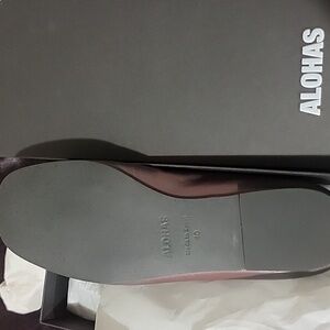 ALOHAS Brown Leather Ballet Flats